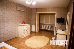 1-к квартира, посуточно, 42м2, 3/15 этаж