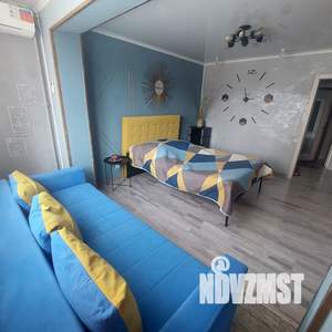 1-к квартира, посуточно, 40м2, 1/9 этаж