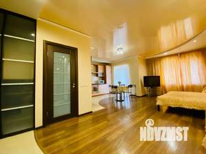 1-к квартира, посуточно, 43м2, 4/9 этаж