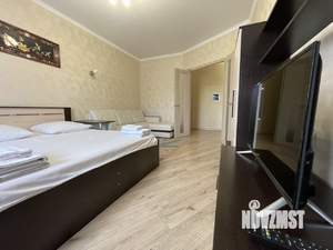 1-к квартира, посуточно, 45м2, 5/15 этаж