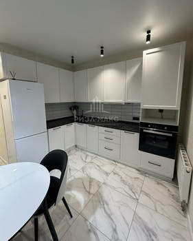 1-к квартира, на длительный срок, 42м2, 11/17 этаж