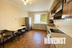 1-к квартира, посуточно, 60м2, 11/14 этаж