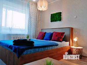 1-к квартира, посуточно, 35м2, 5/10 этаж