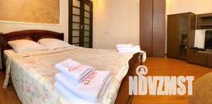 1-к квартира, посуточно, 52м2, 1/1 этаж