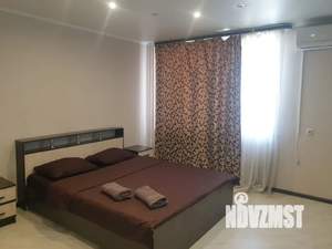 1-к квартира, посуточно, 40м2, 2/14 этаж