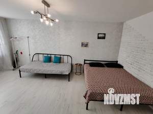 Студия квартира, посуточно, 32м2, 4/5 этаж