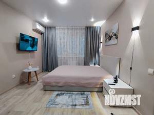 1-к квартира, посуточно, 37м2, 7/10 этаж