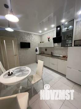 1-к квартира, посуточно, 49м2, 10/15 этаж