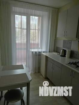 1-к квартира, посуточно, 28м2, 6/9 этаж