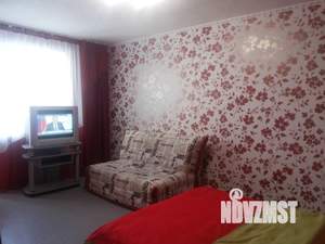 1-к квартира, посуточно, 40м2, 8/10 этаж