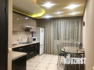 1-к квартира, посуточно, 47м2, 1/1 этаж