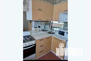 1-к квартира, посуточно, 40м2, 8/10 этаж