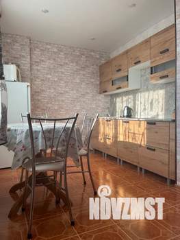 1-к квартира, посуточно, 49м2, 9/10 этаж