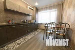 2-к квартира, посуточно, 63м2, 1/3 этаж