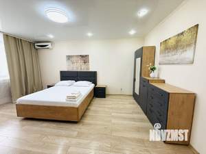 3-к квартира, посуточно, 120м2, 1/1 этаж