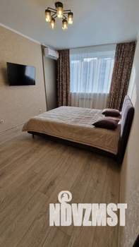 1-к квартира, посуточно, 42м2, 6/16 этаж