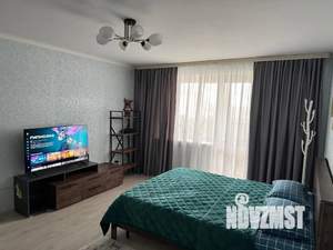 1-к квартира, посуточно, 44м2, 4/14 этаж