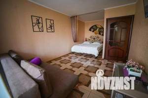 1-к квартира, посуточно, 40м2, 2/10 этаж