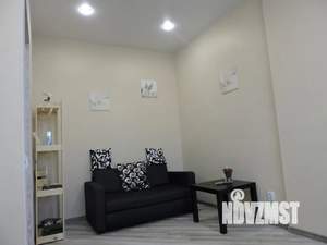 1-к квартира, посуточно, 42м2, 9/16 этаж