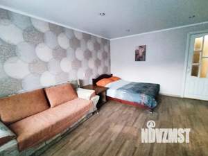 1-к квартира, посуточно, 43м2, 6/9 этаж