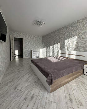 1-к квартира, на длительный срок, 42м2, 10/14 этаж