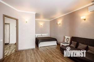 1-к квартира, посуточно, 55м2, 1/1 этаж