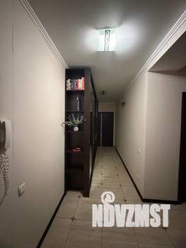 1-к квартира, посуточно, 60м2, 2/10 этаж