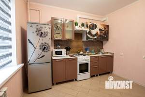 1-к квартира, посуточно, 37м2, 4/10 этаж