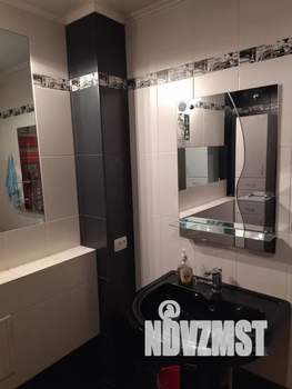 Студия квартира, посуточно, 42м2, 10/10 этаж