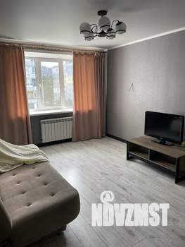 1-к квартира, посуточно, 38м2, 6/10 этаж