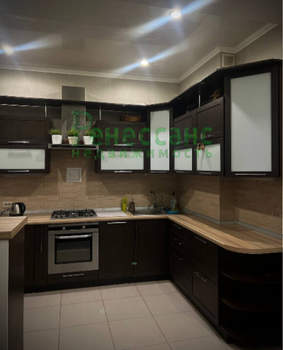 3-к квартира, на длительный срок, 100м2, 1/10 этаж