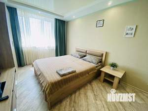 1-к квартира, посуточно, 42м2, 1/1 этаж