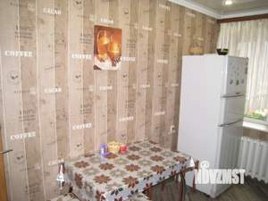 1-к квартира, посуточно, 38м2, 7/10 этаж