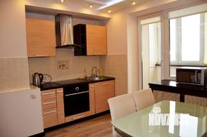 2-к квартира, посуточно, 75м2, 8/15 этаж