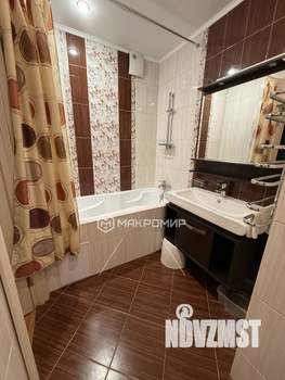 1-к квартира, на длительный срок, 52м2, 10/10 этаж