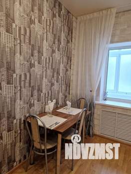 1-к квартира, посуточно, 37м2, 2/5 этаж