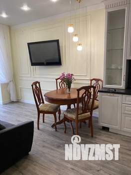 1-к квартира, посуточно, 43м2, 4/9 этаж