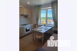 1-к квартира, посуточно, 41м2, 4/10 этаж