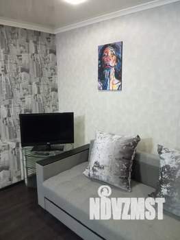 Студия квартира, посуточно, 42м2, 10/10 этаж