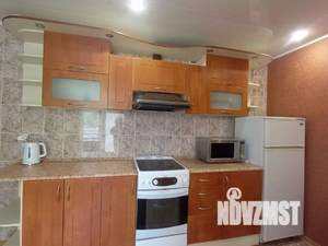 1-к квартира, посуточно, 50м2, 3/10 этаж