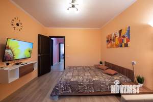 1-к квартира, посуточно, 37м2, 4/10 этаж