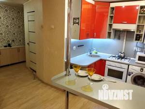 1-к квартира, посуточно, 32м2, 2/5 этаж