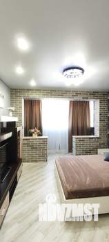 1-к квартира, посуточно, 34м2, 3/10 этаж