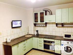 2-к квартира, посуточно, 65м2, 1/1 этаж