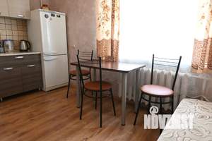 1-к квартира, посуточно, 39м2, 10/10 этаж