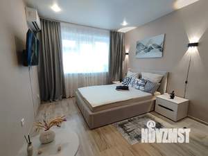 1-к квартира, посуточно, 37м2, 7/10 этаж