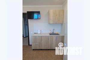 1-к квартира, посуточно, 41м2, 4/10 этаж