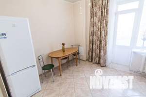 1-к квартира, посуточно, 43м2, 7/14 этаж