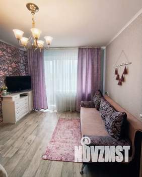 1-к квартира, посуточно, 32м2, 7/10 этаж