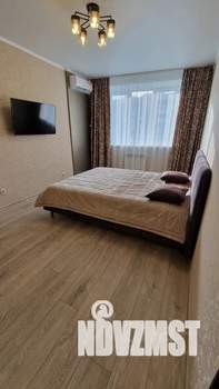 1-к квартира, посуточно, 42м2, 6/16 этаж